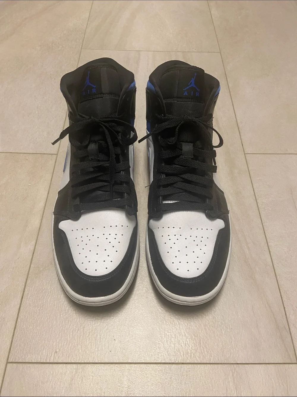 Nike Air Jordan 1  mid ‘Racer Blue’